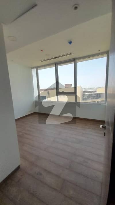 1 Bed Apartment for Rent in Penta Square DHA Phase 5 Lahore | 797 Sq Ft