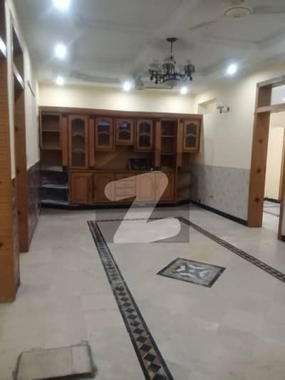 جی ۔ 11/1 جی ۔ 11,اسلام آباد میں 2 کمروں کا 10 مرلہ بالائی پورشن 95.0 ہزار میں کرایہ پر دستیاب ہے۔