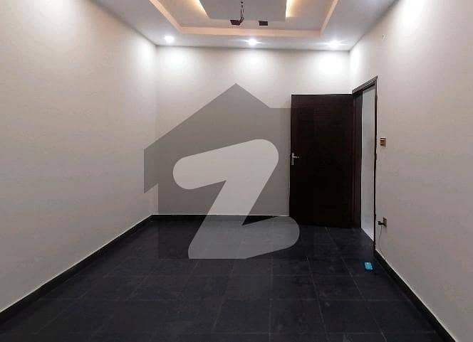 گارڈن ٹاؤن لاہور میں 6 مرلہ دفتر 2.1 لاکھ میں کرایہ پر دستیاب ہے۔ گارڈن ٹاؤن لاہور میں 6 مرلہ دفتر 2.1 لاکھ میں کرایہ پر دستیاب ہے۔