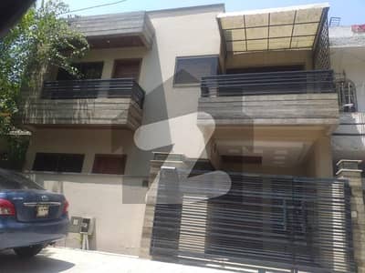 30*50 Cda Transfer Top Location Big Street Latest Renovated House Available In G-9/4