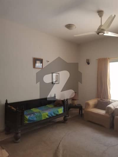 ڈی ایچ اے فیز 2 ڈی ایچ اے ڈیفینس,کراچی میں 4 کمروں کا 5 مرلہ مکان 4.25 کروڑ میں برائے فروخت۔