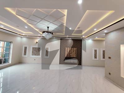 12 Marla Corner Separate Gate Portion For Rent In Awt #02