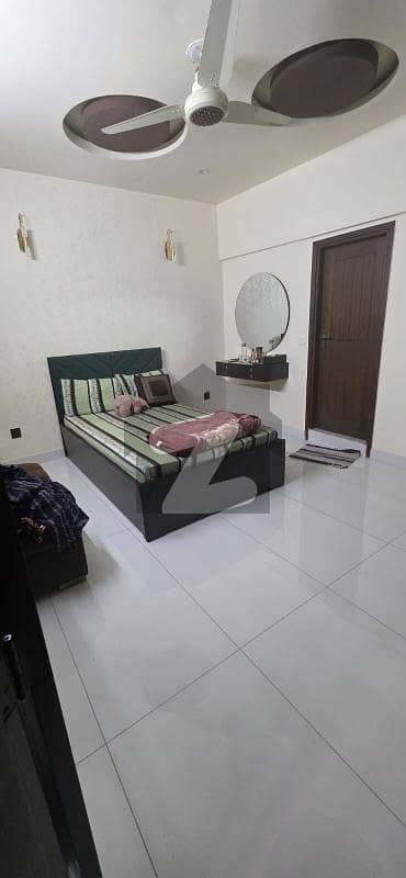 خالد بِن ولید روڈ کراچی میں 3 کمروں کا 7 مرلہ فلیٹ 4.1 کروڑ میں برائے فروخت۔