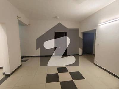 A 3000 Square Feet Flat Located In Askari 5 - Sector F Is Available For rent