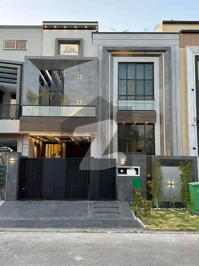 A Well Designed House Is Up For Sale In An Ideal Location In Park View City