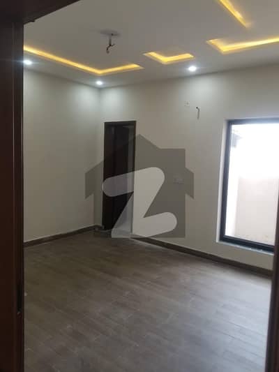 5 Marla House For Sale Very Low Price Direct Meeting Possible With Owner