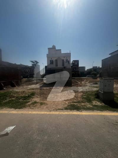 پارک ویو سٹی لاہور میں 5 مرلہ رہائشی پلاٹ 60.0 لاکھ میں برائے فروخت۔