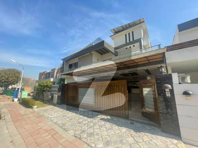 1 kanal House for sale in Bahria Town Ph7 Rawalpindi