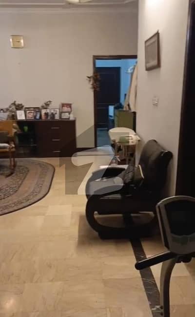 House For Sale F11/2 Beautiful Location