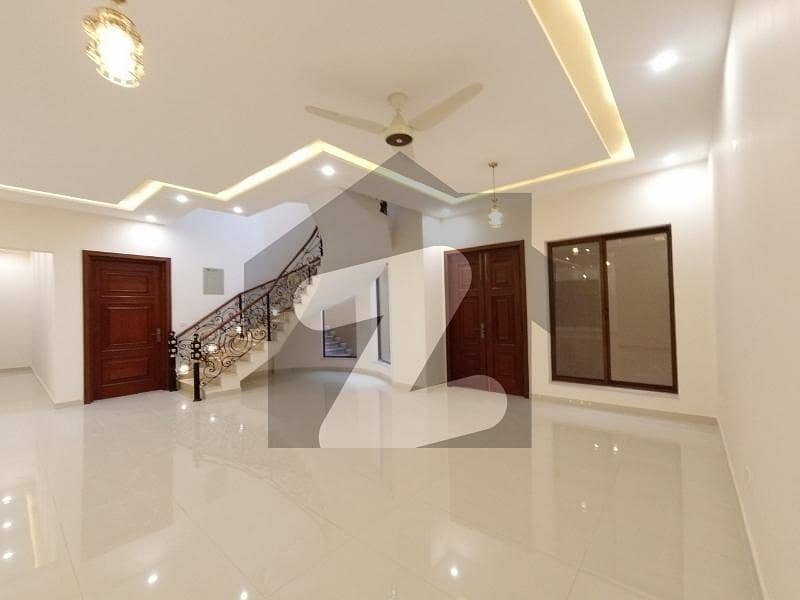 Ready To Buy A House 4500 Square Feet In D-12 Ready To Buy A House 4500 Square Feet In D-12