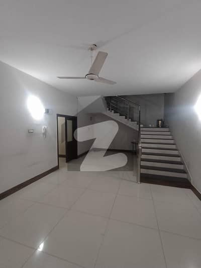 300 Square Yards Bungalow Upper Portion For Rent DHA Phase 4 Prime Location.