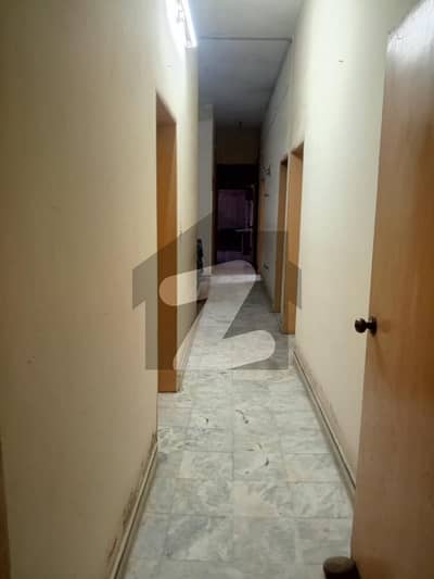 10 Marla Ground Floor Portion