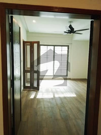 4 Bed Brand New Beautiful Apartment with awesome View is available for urgent Rent!!