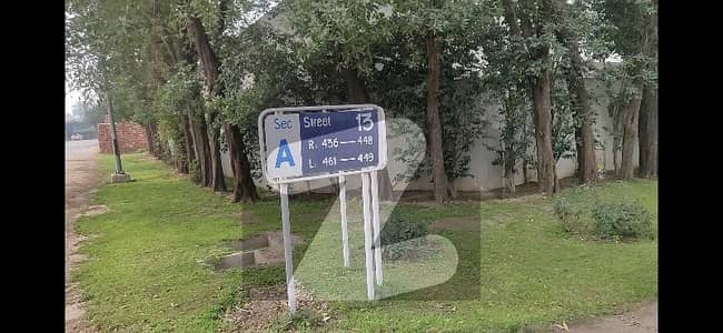 1Kanal Plot Near Dolmen Mall on walking Distance Very Reasonable Price Plot For Sale
