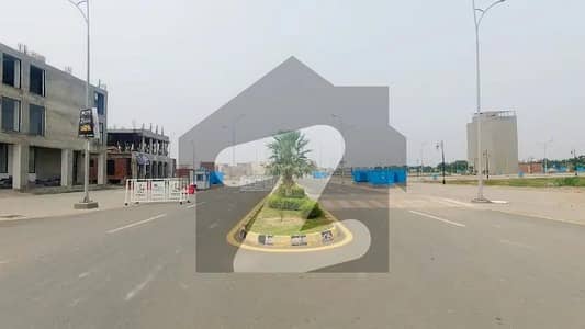 اتحاد ٹاؤن فیز ١ اتحاد ٹاؤن,رائیونڈ روڈ,لاہور میں 6 مرلہ کمرشل پلاٹ 4.9 کروڑ میں برائے فروخت۔