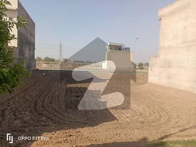 پارک ویو سٹی - ٹولپ اوورسیز پارک ویو سٹی,لاہور میں 10 مرلہ رہائشی پلاٹ 1.5 کروڑ میں برائے فروخت۔