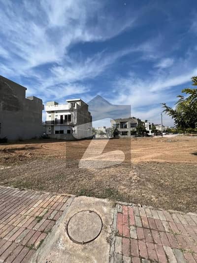 Sector: I, 5 Marla old plot for sale Bahria enclave Islambad