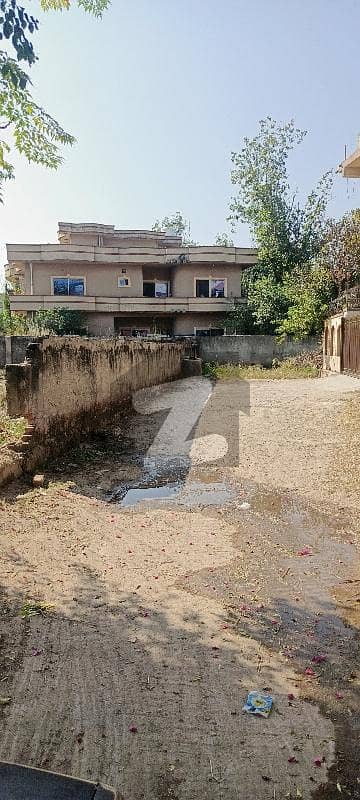 44 Marla Plat Available In Bani Gala Near Meezan Bank Zoom Petrol Pump