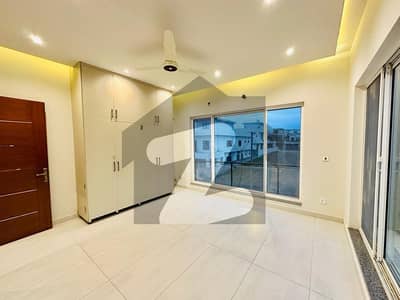 ڈی ایچ اے ڈیفینس فیز 2 ڈی ایچ اے ڈیفینس,اسلام آباد میں 3 کمروں کا 1 کنال بالائی پورشن 1.3 لاکھ میں کرایہ پر دستیاب ہے۔