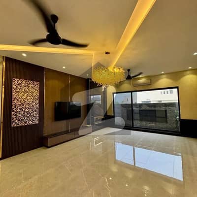 1 KANAL BRAND NEW UPPER PORTION FOR RENT IN DHA PHASE 8