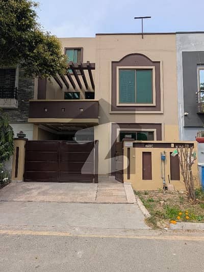 5 Marla Used House For Sale With Gas Meter Installed Bahria Nasheman Lahore 5 Marla Used House For Sale With Gas Meter Installed Bahria Nasheman Lahore