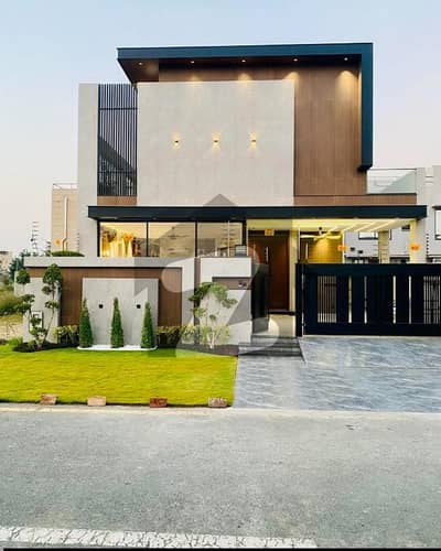 ڈی ایچ اے فیز 7 ڈیفنس (ڈی ایچ اے),لاہور میں 4 کمروں کا 10 مرلہ مکان 5.15 کروڑ میں برائے فروخت۔ ڈی ایچ اے فیز 7 ڈیفنس (ڈی ایچ اے),لاہور میں 4 کمروں کا 10 مرلہ مکان 5.15 کروڑ میں برائے فروخت۔