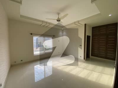 زراج ہاؤسنگ سکیم اسلام آباد میں 3 کمروں کا 14 مرلہ بالائی پورشن 80.0 ہزار میں کرایہ پر دستیاب ہے۔