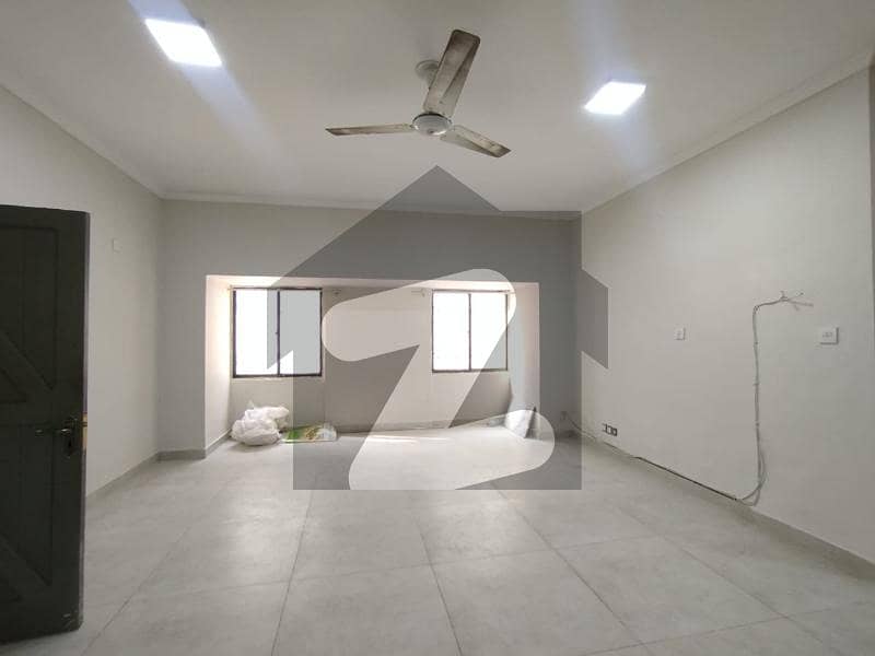 Ground Portion With Separate Gate Ground Portion With Separate Gate