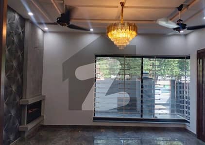 10 Marla House For Sale In Bahria Town - Sector C Lahore