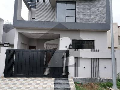 Centrally Located House In Paragon City - Imperial 2 Block Is Available For Sale