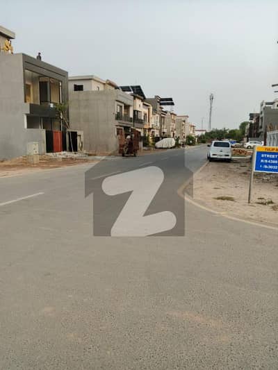 پارک ویو سٹی - ٹولپ اوورسیز پارک ویو سٹی,لاہور میں 5 مرلہ رہائشی پلاٹ 1.65 کروڑ میں برائے فروخت۔