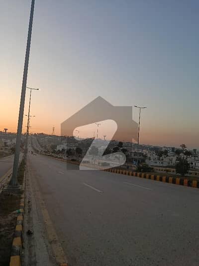 ڈی ایچ اے ڈیفینس فیز 2 ڈی ایچ اے ڈیفینس,اسلام آباد میں 1 کنال رہائشی پلاٹ 4.15 کروڑ میں برائے فروخت۔ ڈی ایچ اے ڈیفینس فیز 2 ڈی ایچ اے ڈیفینس,اسلام آباد میں 1 کنال رہائشی پلاٹ 4.15 کروڑ میں برائے فروخت۔