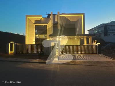 One Kanal Modern Designer House