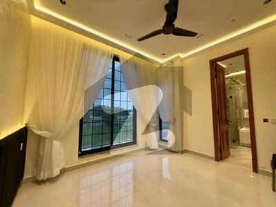 ڈی ایچ اے 9 ٹاؤن ڈیفنس (ڈی ایچ اے),لاہور میں 3 کمروں کا 5 مرلہ مکان 1.15 لاکھ میں کرایہ پر دستیاب ہے۔