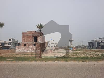 10 Marla Possession Plot Available On INSTALLMENTS In PARAGON CITY LAHORE