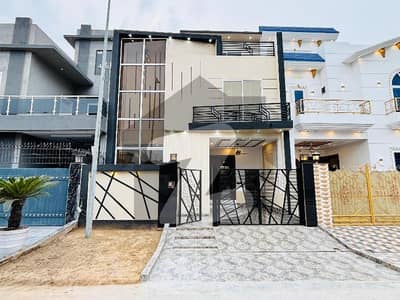 A Great Choice For A Prime Location 5 Marla House Available In Citi Housing Society