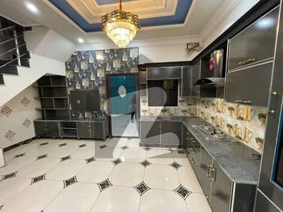 مرغزار آفیسرز کالونی لاہور میں 3 کمروں کا 3 مرلہ مکان 1.25 کروڑ میں برائے فروخت۔ مرغزار آفیسرز کالونی لاہور میں 3 کمروں کا 3 مرلہ مکان 1.25 کروڑ میں برائے فروخت۔