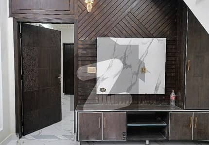 مرغزار آفیسرز کالونی لاہور میں 4 کمروں کا 3 مرلہ مکان 1.35 کروڑ میں برائے فروخت۔ مرغزار آفیسرز کالونی لاہور میں 4 کمروں کا 3 مرلہ مکان 1.35 کروڑ میں برائے فروخت۔