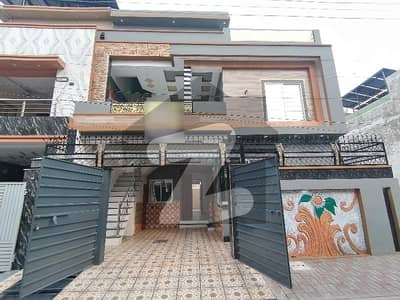 الرحمان فیز 2 - بلاک کے الرحمان گارڈن فیز 2,الرحمان گارڈن,لاہور میں 5 کمروں کا 7 مرلہ مکان 2.9 کروڑ میں برائے فروخت۔