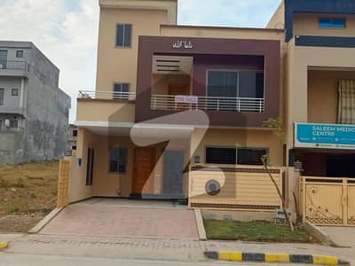 B 17 E Block 30x60 Double Road House For Sale Triple Storey