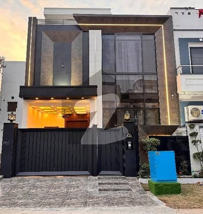 Beautifully Constructed Prime Location House Is Available For sale In Citi Housing Society