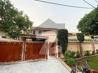 1 KANAL MODERN HOUSE FOR SALE IN DHA PHASE 3 1 KANAL MODERN HOUSE FOR SALE IN DHA PHASE 3