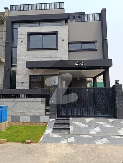 5-MARLA BRAND NEW BUNGALOW IS AVAILABLE FOR SALE IN THE BEST BLOCK OF PHASE 9 TOWN DHA LAHORE.