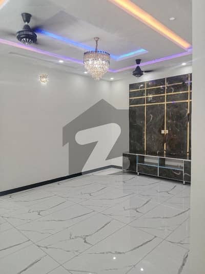 Media Town 12 Merla Upper Portion For Rent