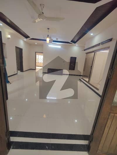 10 Marla Upper Portion Available For Rent In Media Town Block D