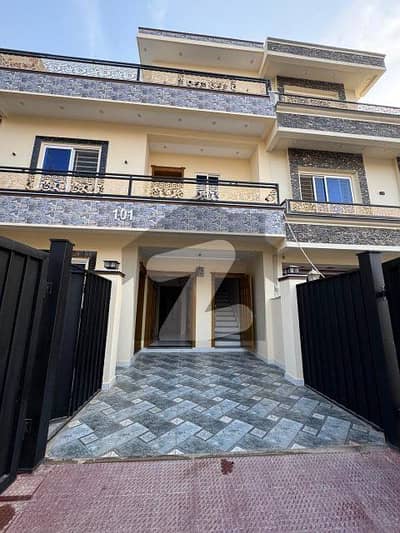 Size 25x40 Brand New House For Sale In G-13