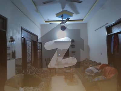 سعدی ٹاؤن بلاک 7 سعدی ٹاؤن,سکیم 33,کراچی میں 3 کمروں کا 5 مرلہ مکان 1.6 کروڑ میں برائے فروخت۔