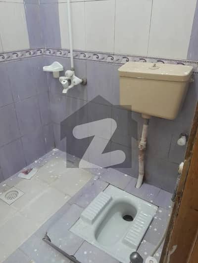 غوری ٹاؤن فیز 5 غوری ٹاؤن,اسلام آباد میں 2 کمروں کا 5 مرلہ مکان 35.0 ہزار میں کرایہ پر دستیاب ہے۔