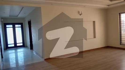 1 KANAL UPPER PORTION FOR RENT IN A VERY HOT LOCATION IN LDA AVENUEE 1 IN LAHORE