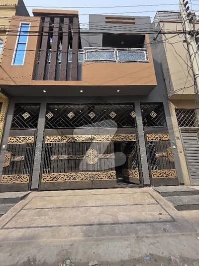 ریگی ماڈل ٹاؤن فیز 3 ۔ بلاک سی1 ریگی ماڈل ٹاؤن فیز 3,ریگی ماڈل ٹاؤن,پشاور میں 8 کمروں کا 5 مرلہ مکان 2.85 کروڑ میں برائے فروخت۔